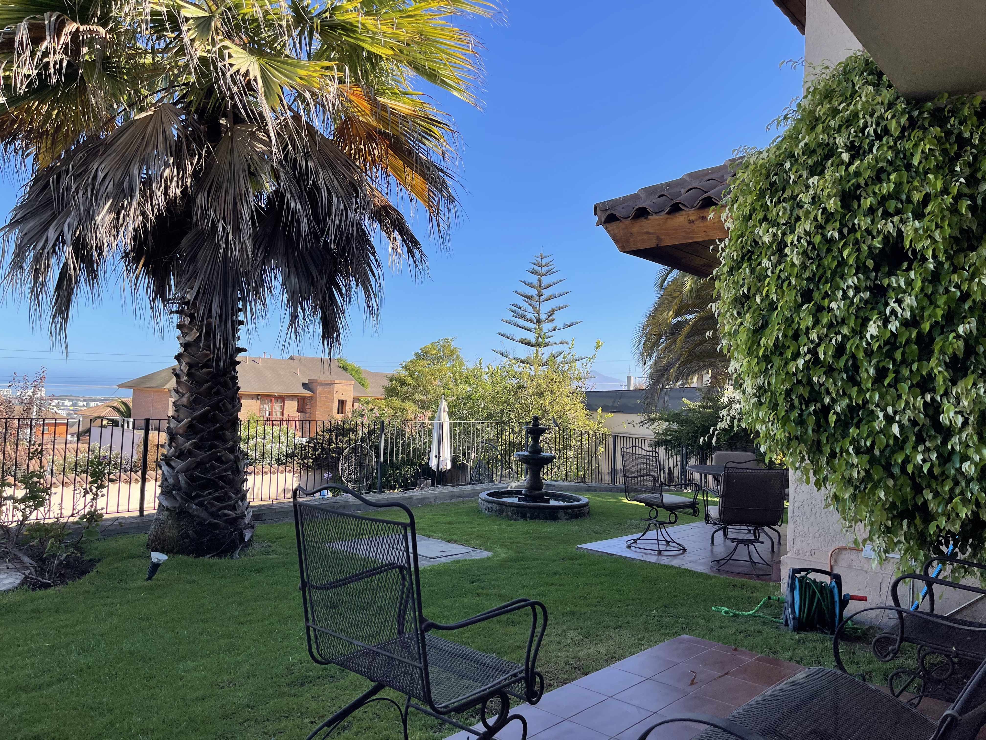 HERMOSA casa en SAN JOAQUIN LA SERENA, maravillosa VISTA AL MAR , excelente ubicación y plusvalía